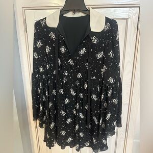 Cinq a sept lily long sleeve printed mini dress. **BRAND TAG MISSING**, Size 2